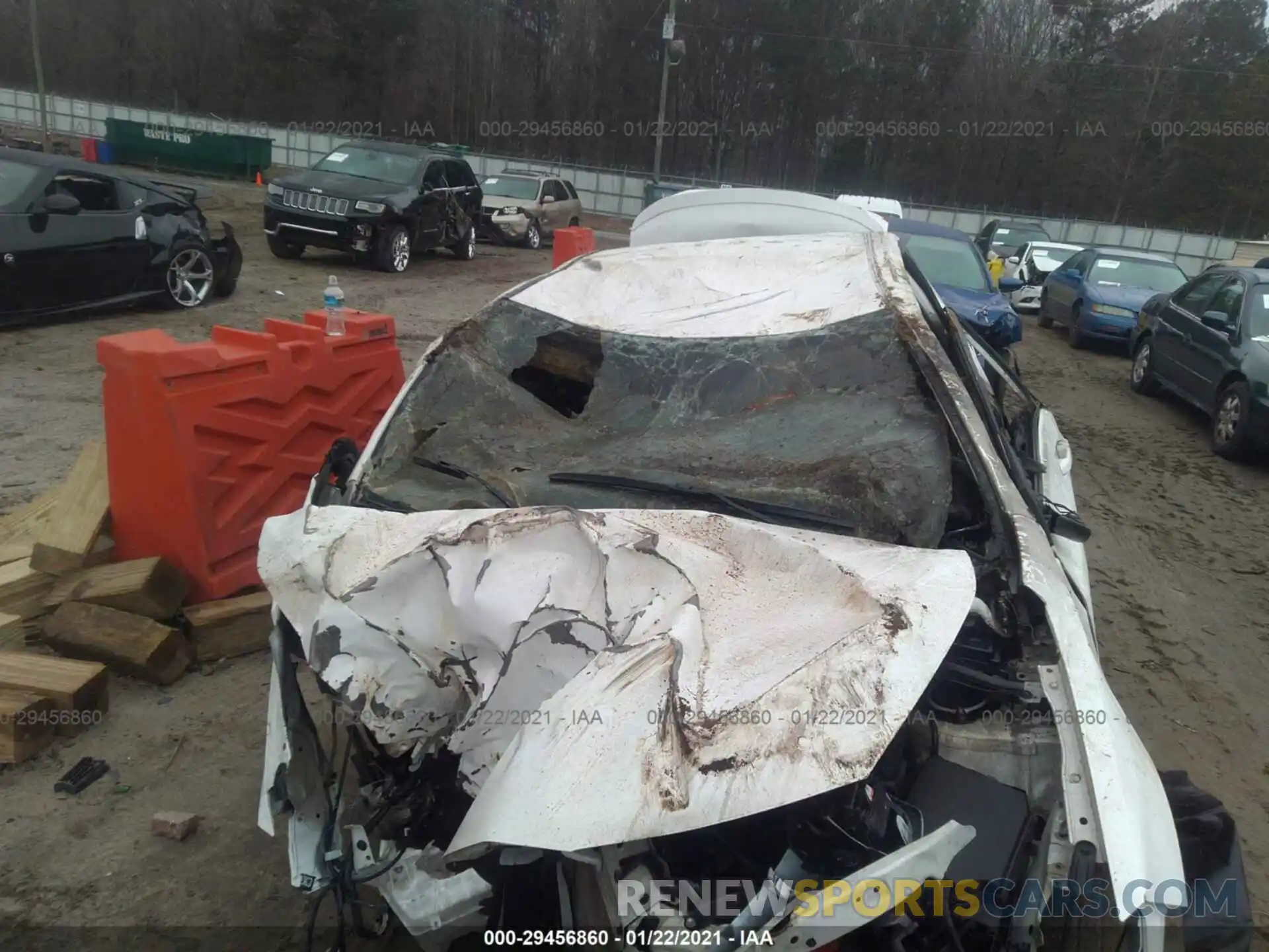 6 Photograph of a damaged car 5YFBURHEXKP929297 TOYOTA COROLLA 2019