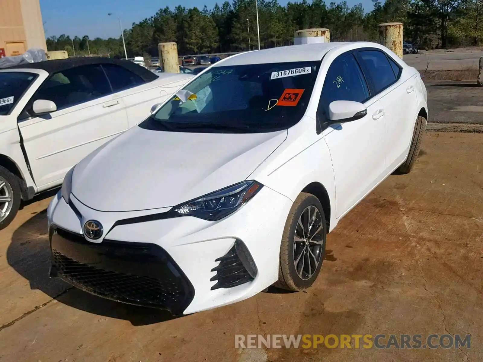 2 Photograph of a damaged car 5YFBURHEXKP929316 TOYOTA COROLLA 2019