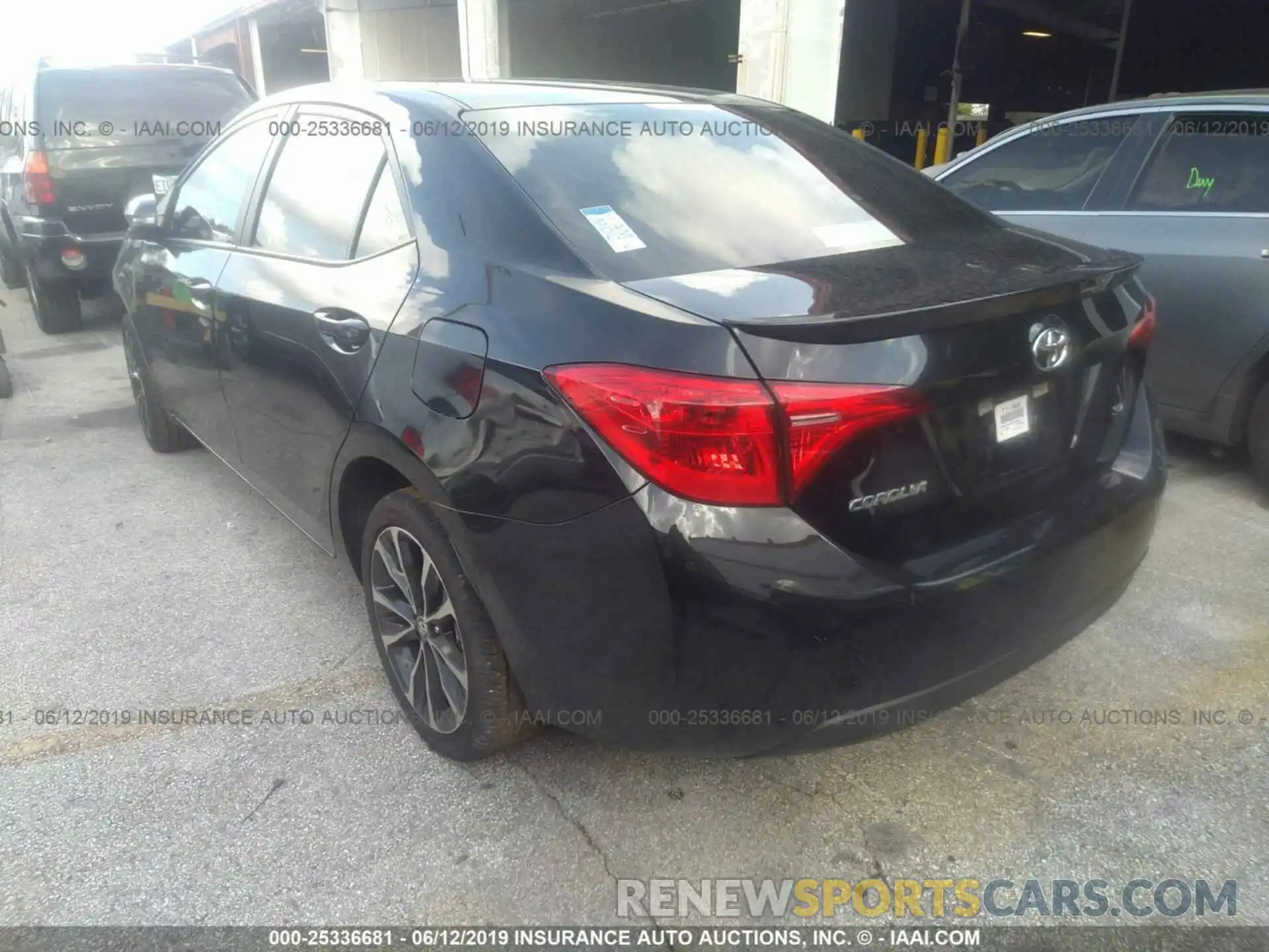 3 Photograph of a damaged car 5YFBURHEXKP929431 TOYOTA COROLLA 2019