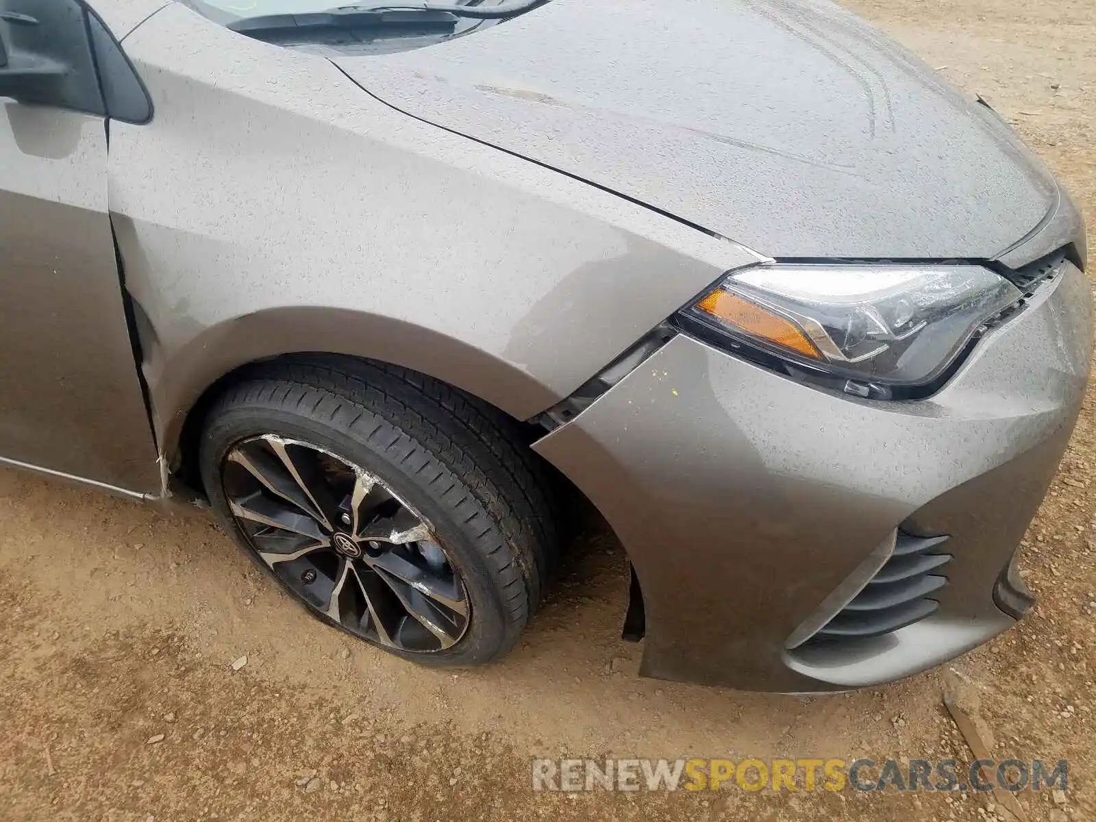 9 Photograph of a damaged car 5YFBURHEXKP930840 TOYOTA COROLLA 2019