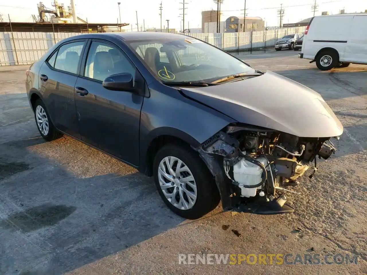 1 Photograph of a damaged car 5YFBURHEXKP930899 TOYOTA COROLLA 2019