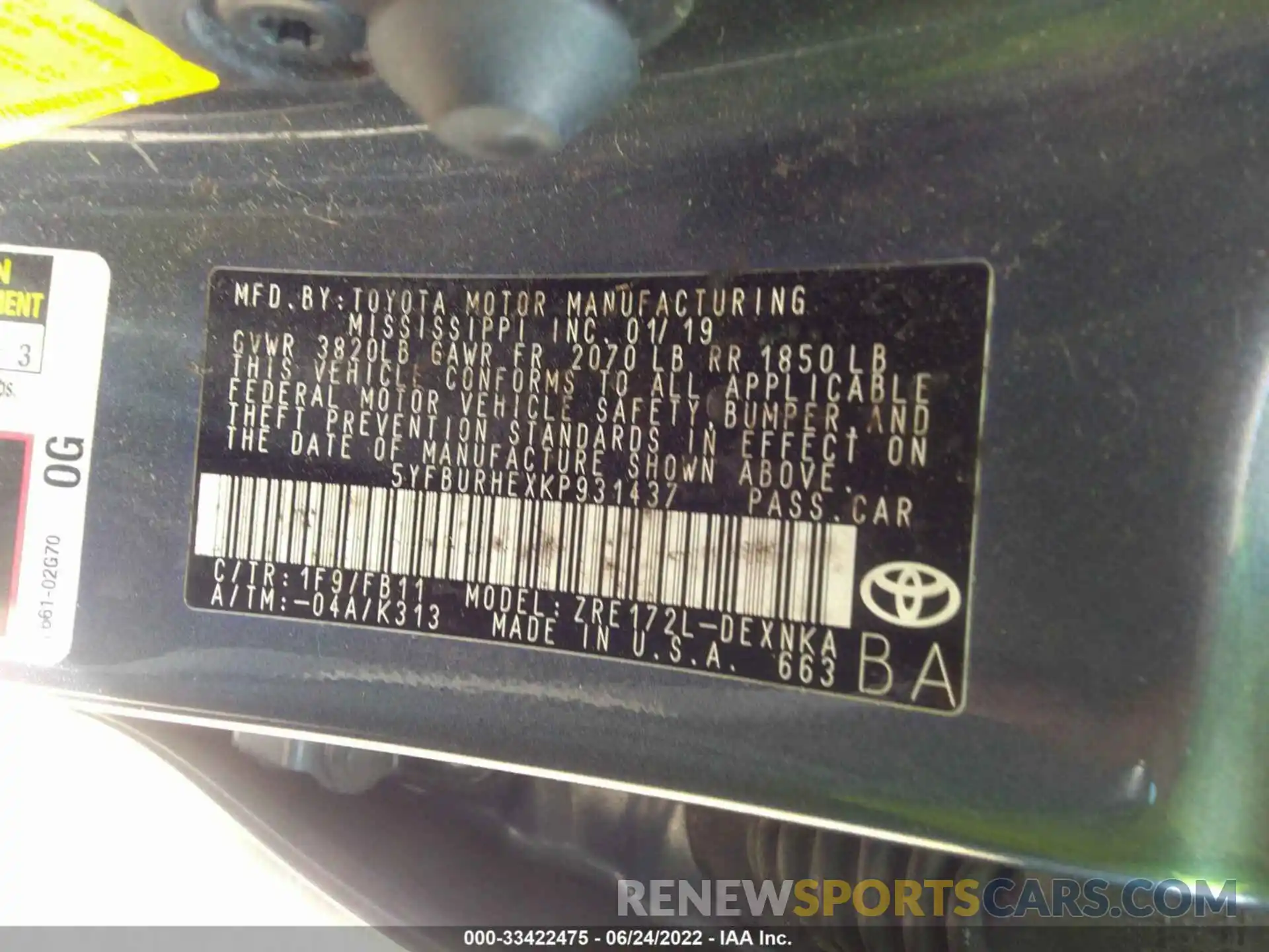 9 Photograph of a damaged car 5YFBURHEXKP931437 TOYOTA COROLLA 2019