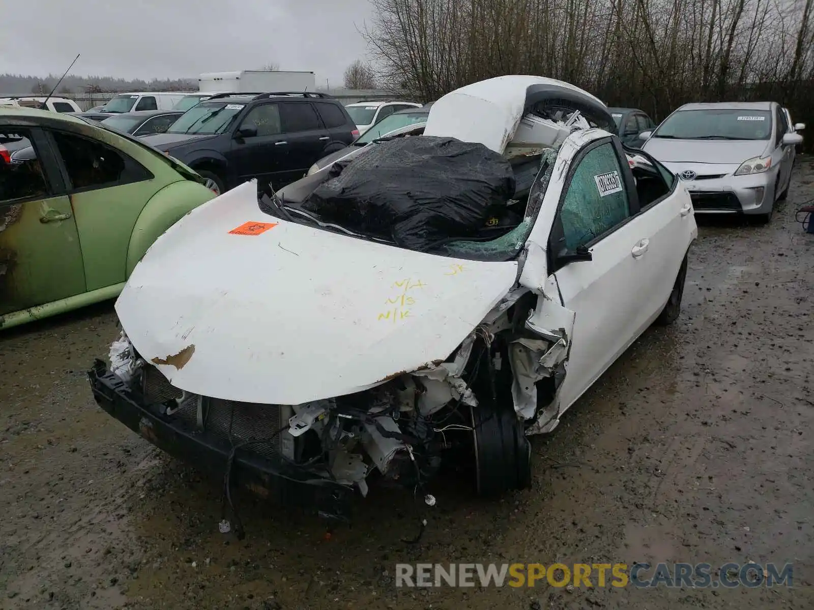 2 Photograph of a damaged car 5YFBURHEXKP932040 TOYOTA COROLLA 2019