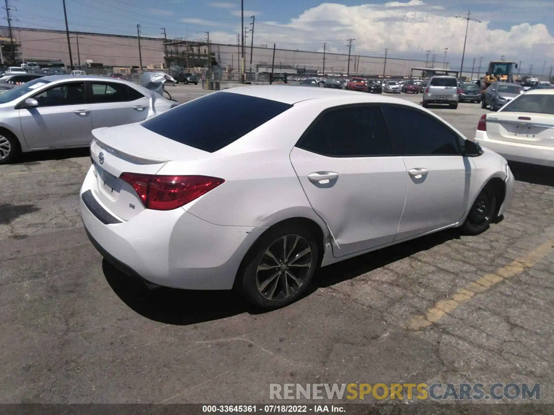 4 Photograph of a damaged car 5YFBURHEXKP932183 TOYOTA COROLLA 2019