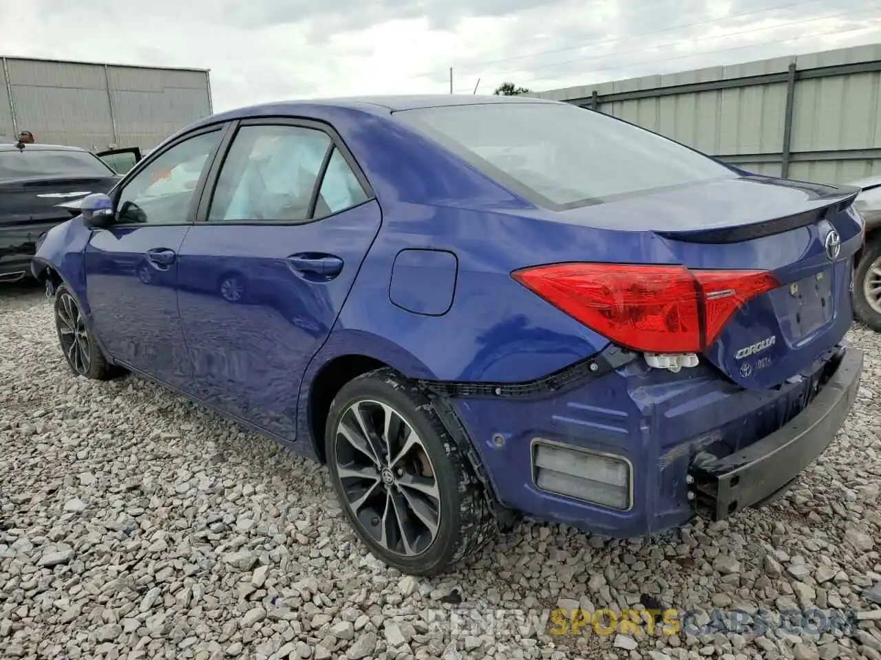 3 Photograph of a damaged car 5YFBURHEXKP932300 TOYOTA COROLLA 2019