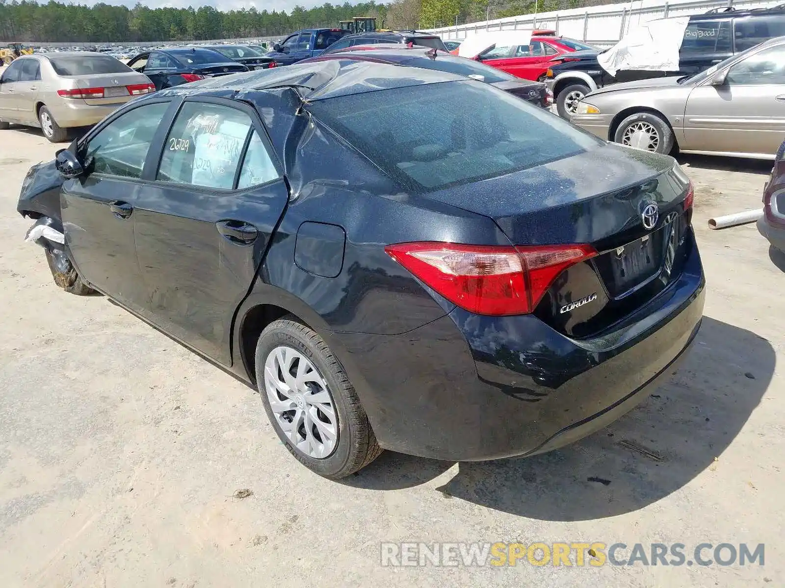 3 Photograph of a damaged car 5YFBURHEXKP932314 TOYOTA COROLLA 2019