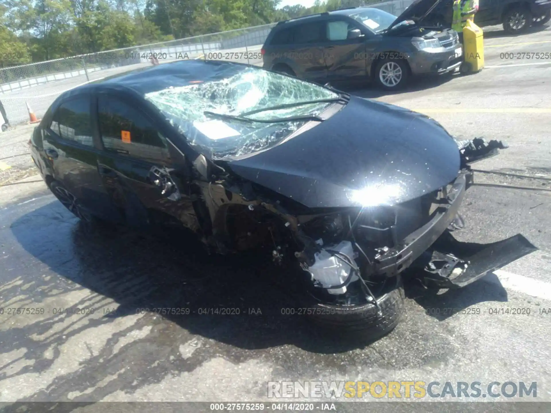 1 Photograph of a damaged car 5YFBURHEXKP932460 TOYOTA COROLLA 2019