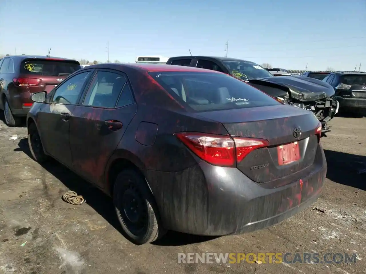 3 Photograph of a damaged car 5YFBURHEXKP932474 TOYOTA COROLLA 2019