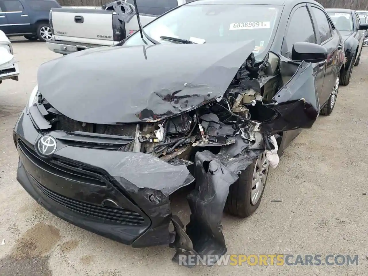 9 Photograph of a damaged car 5YFBURHEXKP933012 TOYOTA COROLLA 2019