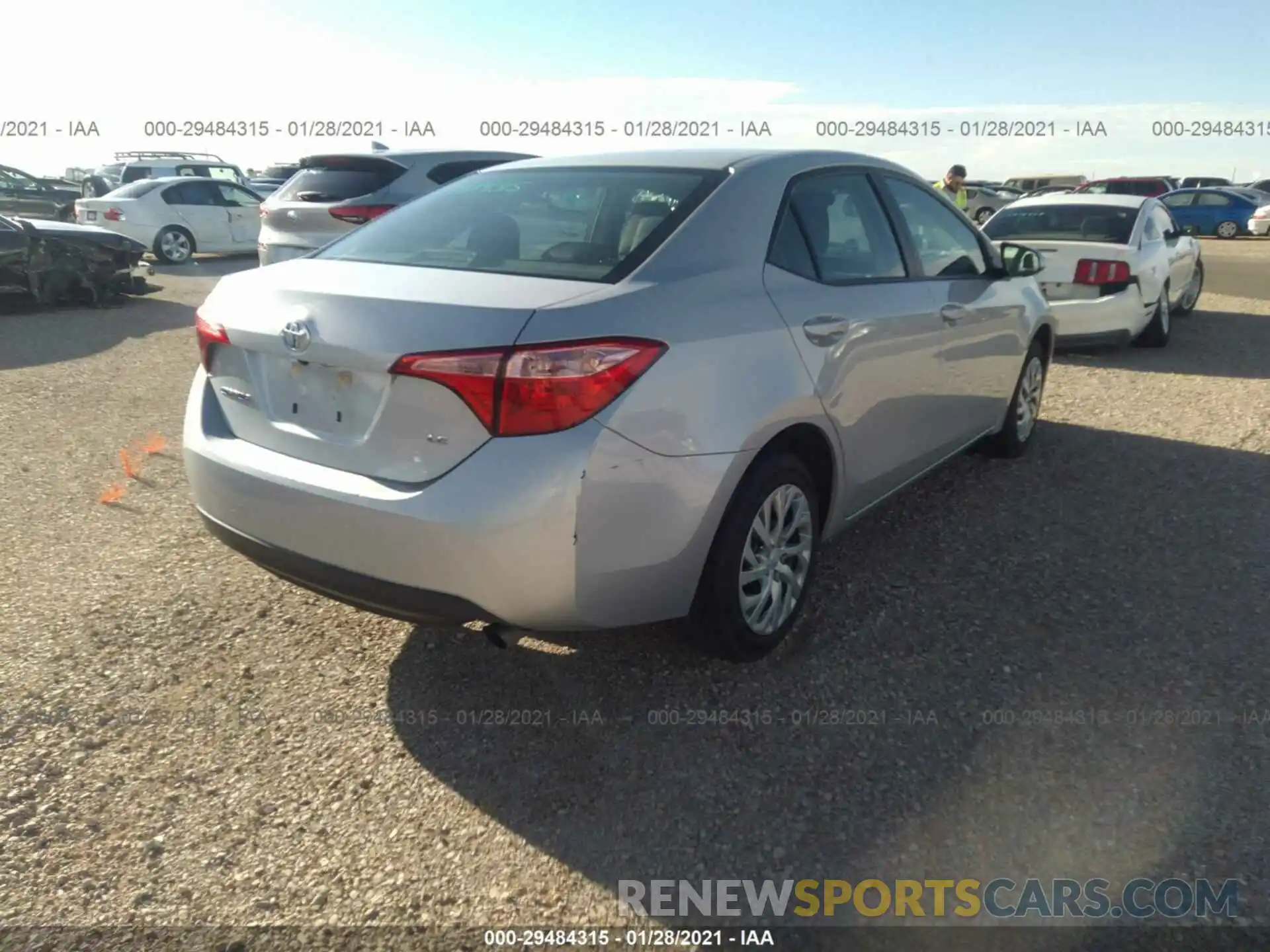 4 Photograph of a damaged car 5YFBURHEXKP933141 TOYOTA COROLLA 2019