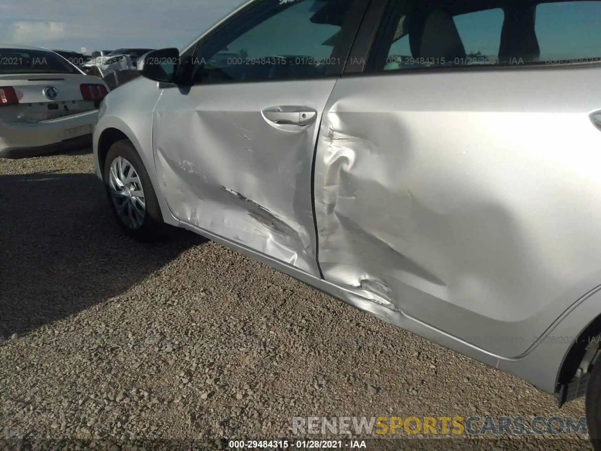 6 Photograph of a damaged car 5YFBURHEXKP933141 TOYOTA COROLLA 2019