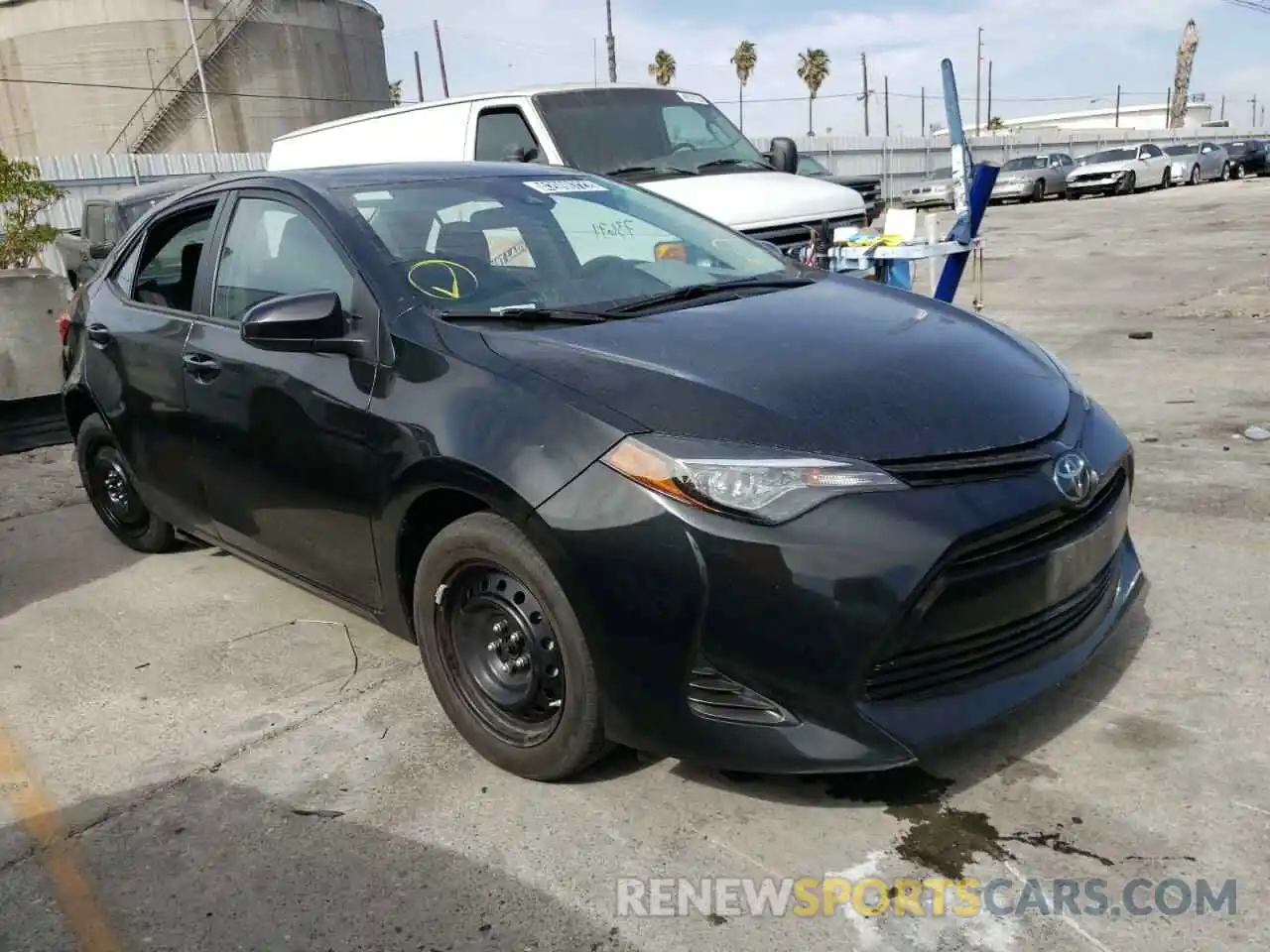 1 Photograph of a damaged car 5YFBURHEXKP933706 TOYOTA COROLLA 2019