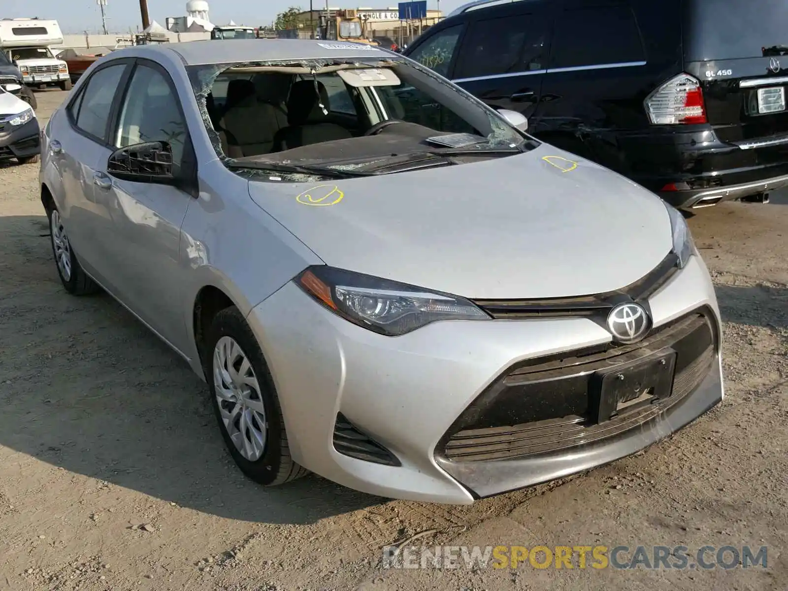 1 Photograph of a damaged car 5YFBURHEXKP934287 TOYOTA COROLLA 2019