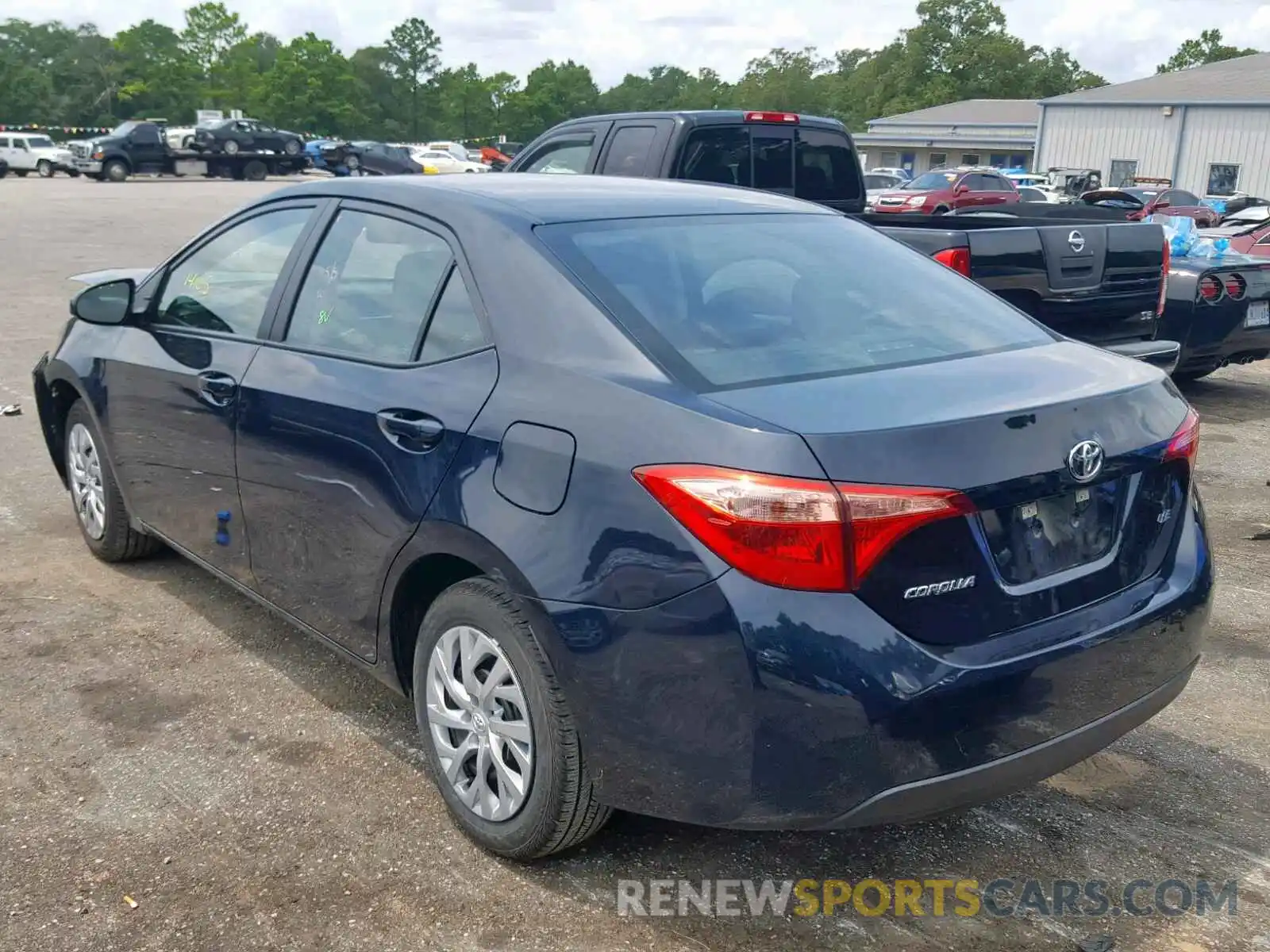 3 Photograph of a damaged car 5YFBURHEXKP934452 TOYOTA COROLLA 2019