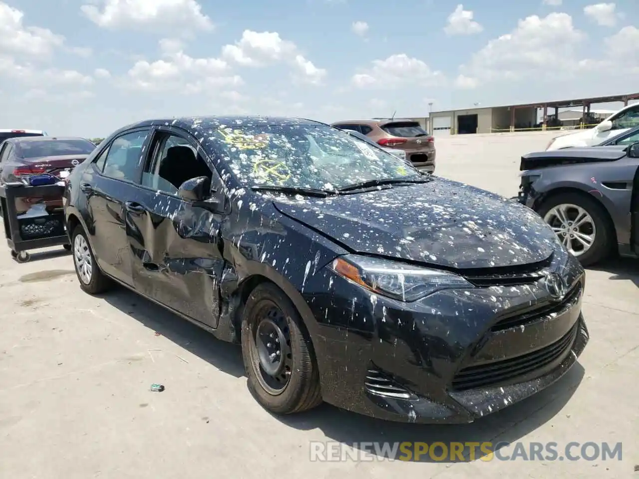 1 Photograph of a damaged car 5YFBURHEXKP934791 TOYOTA COROLLA 2019