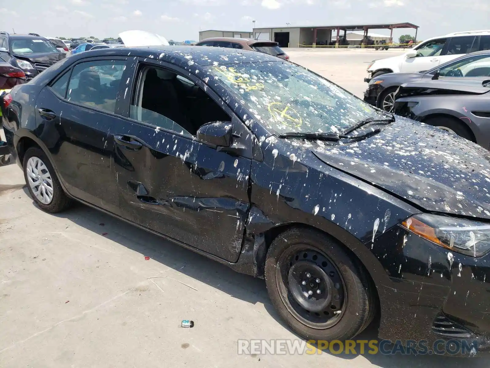 9 Photograph of a damaged car 5YFBURHEXKP934791 TOYOTA COROLLA 2019