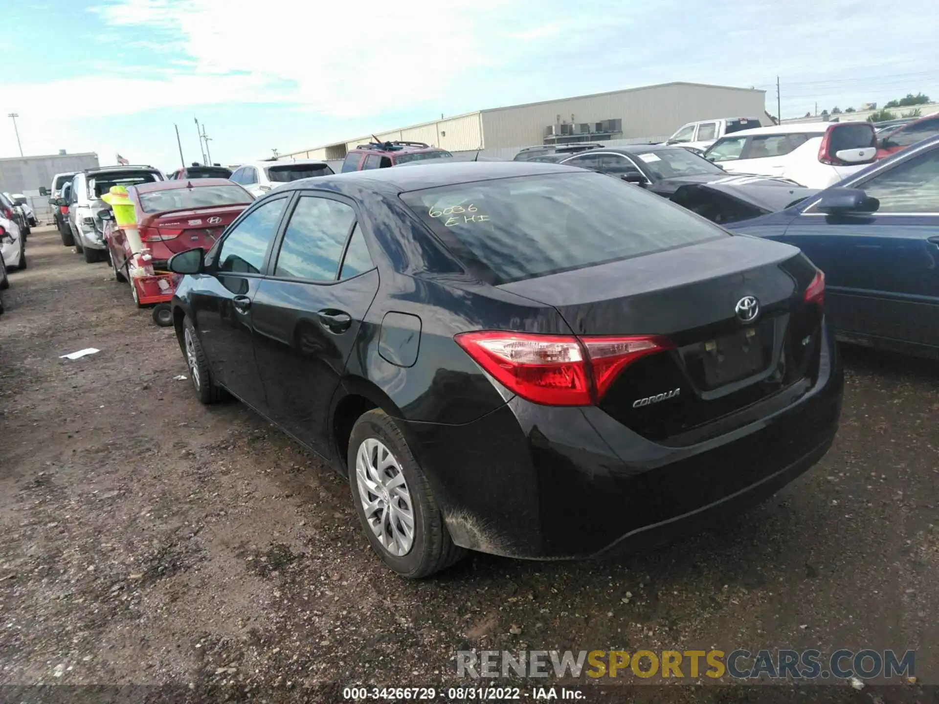 3 Photograph of a damaged car 5YFBURHEXKP935181 TOYOTA COROLLA 2019