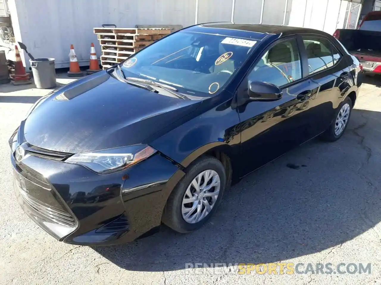 1 Photograph of a damaged car 5YFBURHEXKP935469 TOYOTA COROLLA 2019