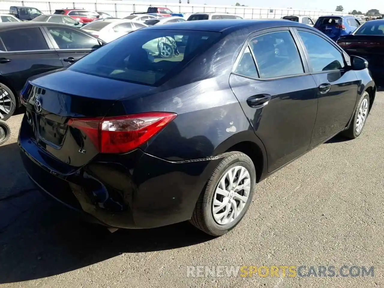 3 Photograph of a damaged car 5YFBURHEXKP935469 TOYOTA COROLLA 2019