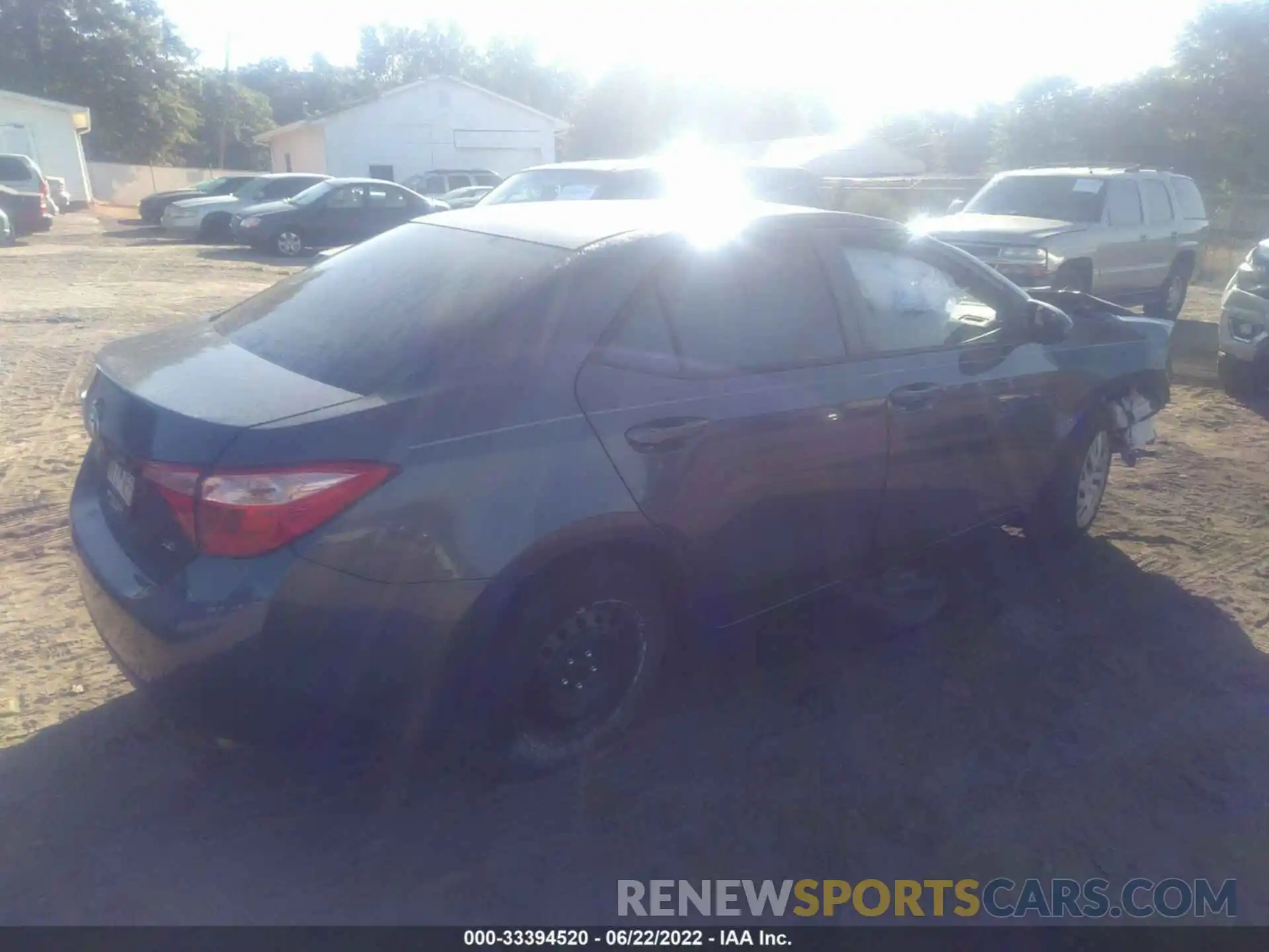 4 Photograph of a damaged car 5YFBURHEXKP935598 TOYOTA COROLLA 2019