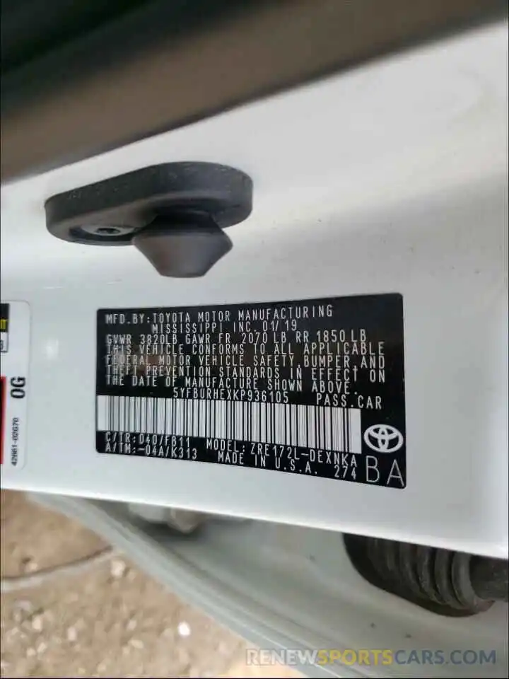 10 Photograph of a damaged car 5YFBURHEXKP936105 TOYOTA COROLLA 2019