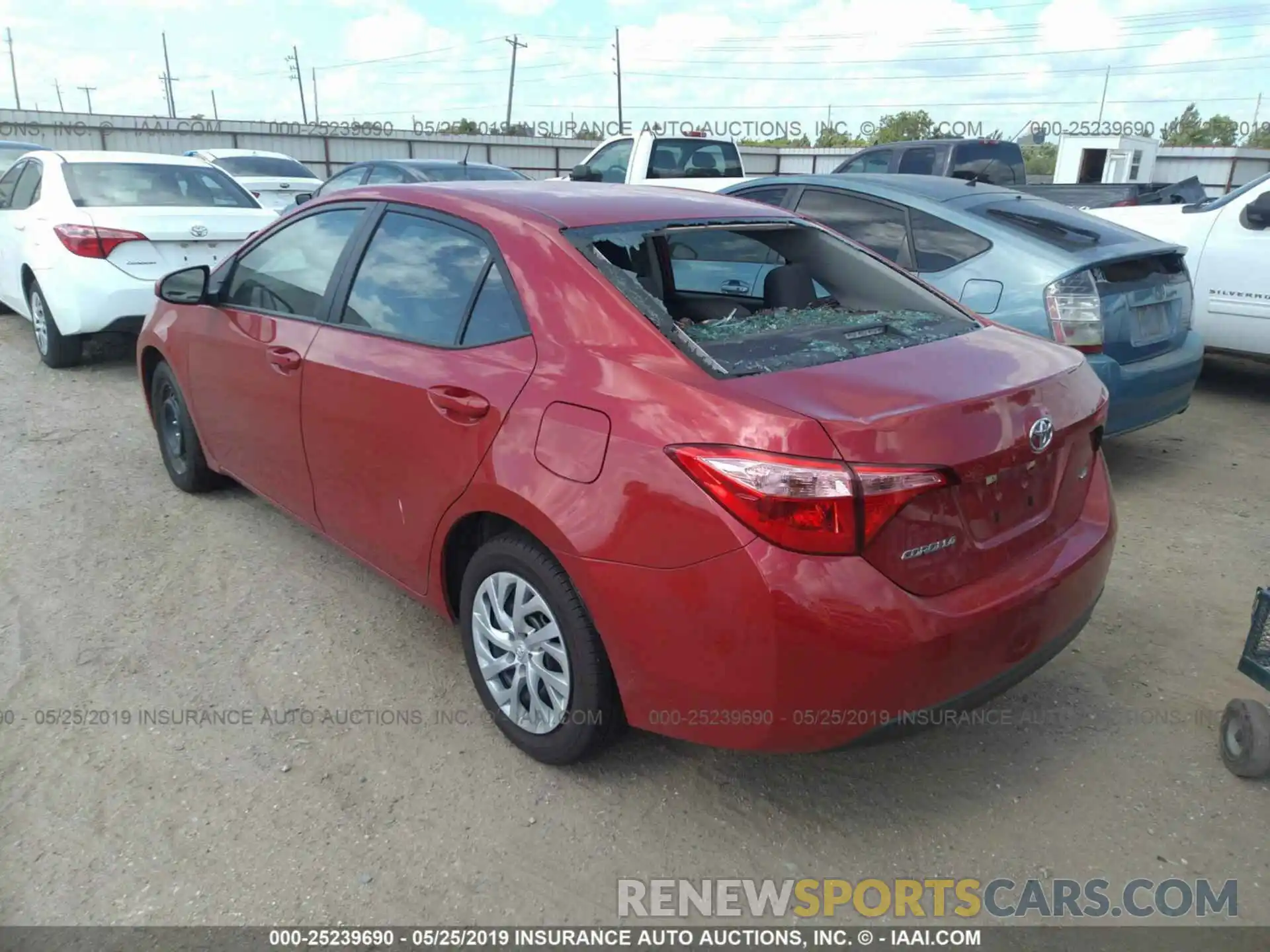 3 Photograph of a damaged car 5YFBURHEXKP936198 TOYOTA COROLLA 2019