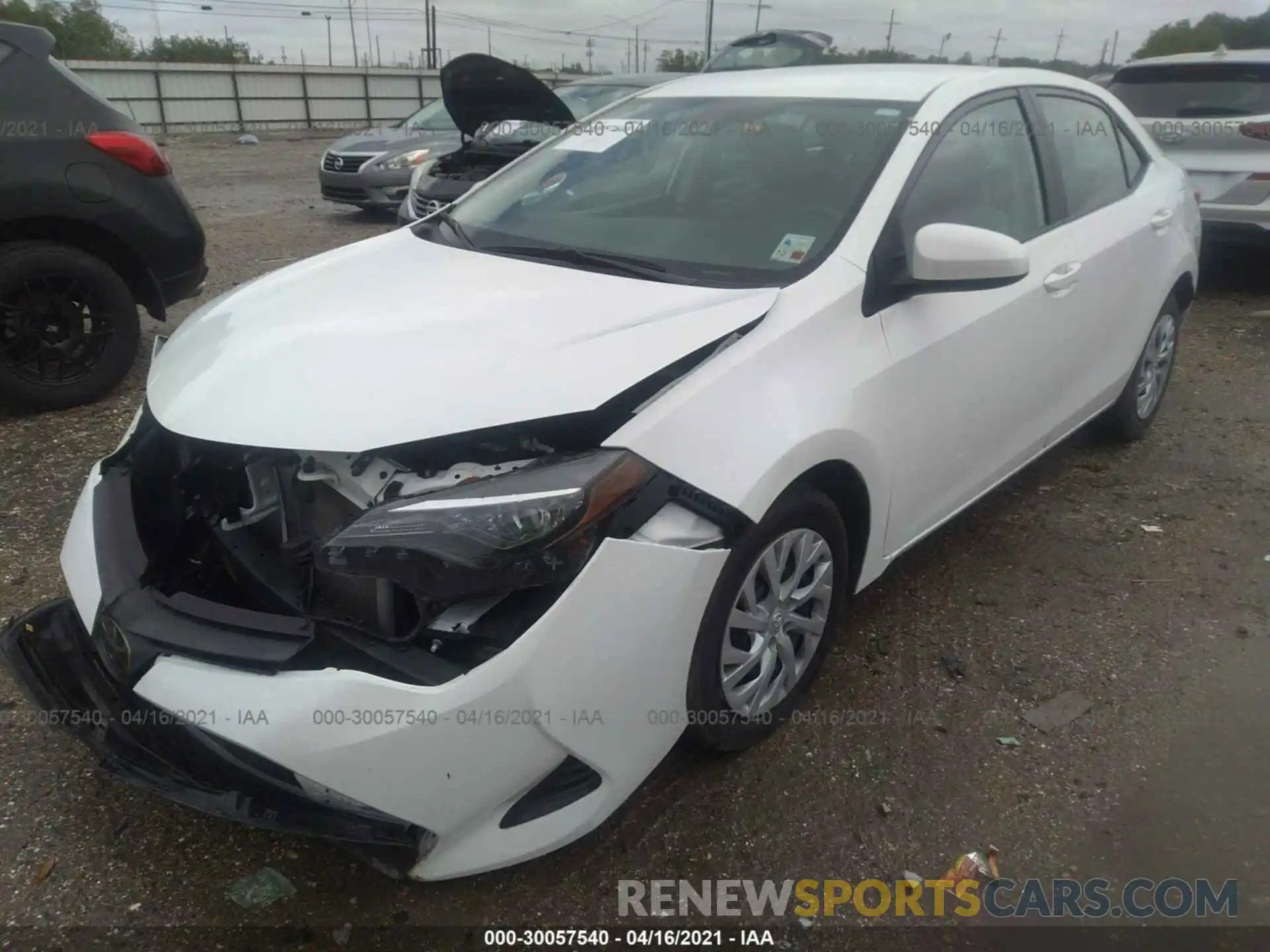 2 Photograph of a damaged car 5YFBURHEXKP936279 TOYOTA COROLLA 2019