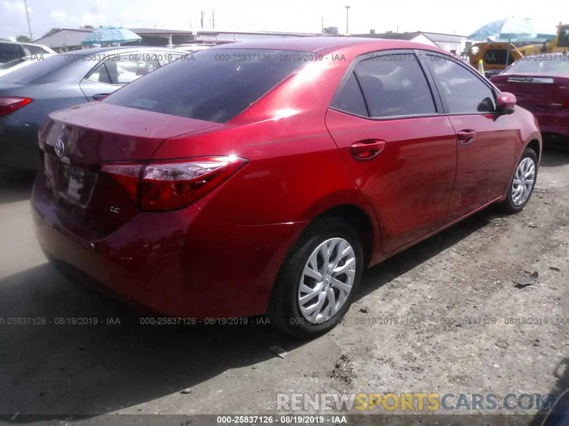 4 Photograph of a damaged car 5YFBURHEXKP936329 TOYOTA COROLLA 2019