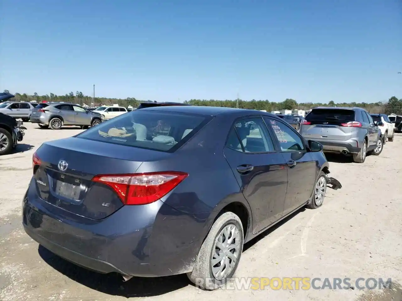 4 Photograph of a damaged car 5YFBURHEXKP936430 TOYOTA COROLLA 2019