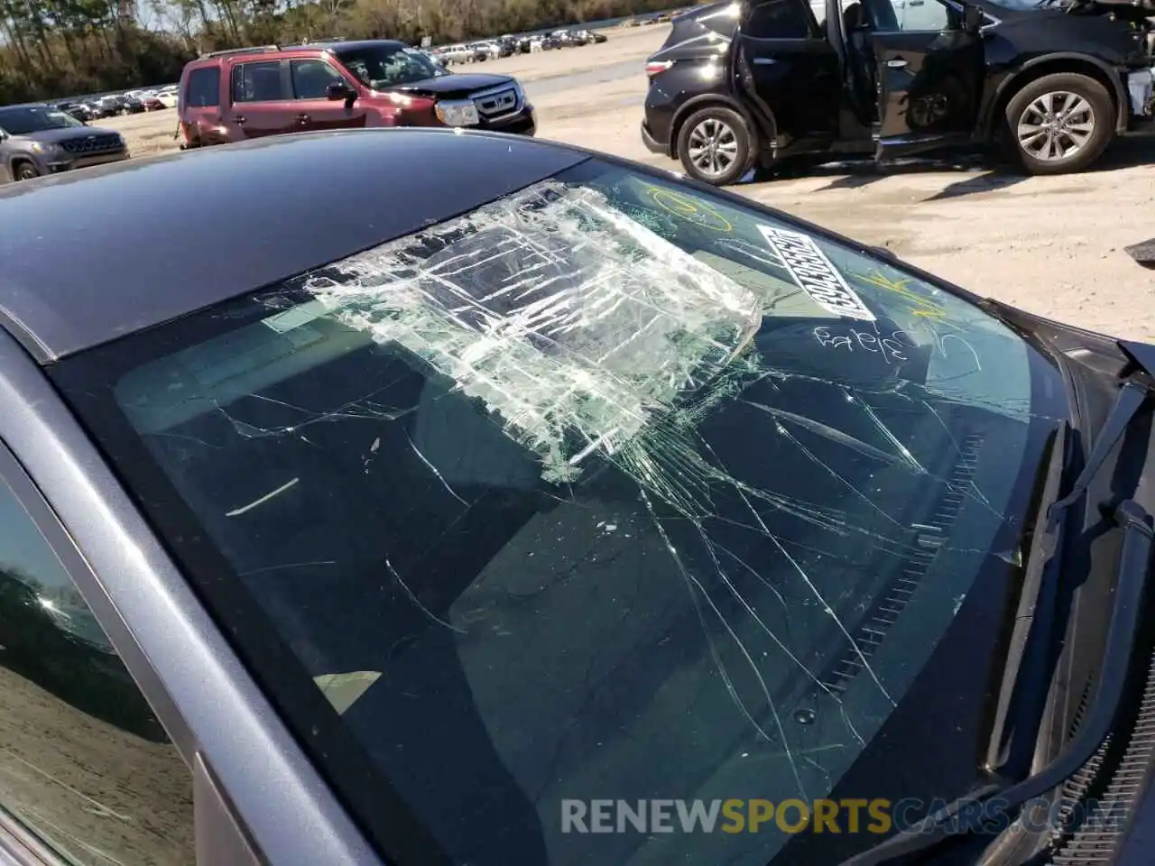 9 Photograph of a damaged car 5YFBURHEXKP936430 TOYOTA COROLLA 2019