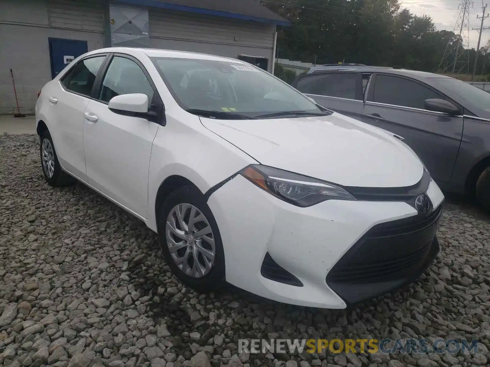 1 Photograph of a damaged car 5YFBURHEXKP936587 TOYOTA COROLLA 2019