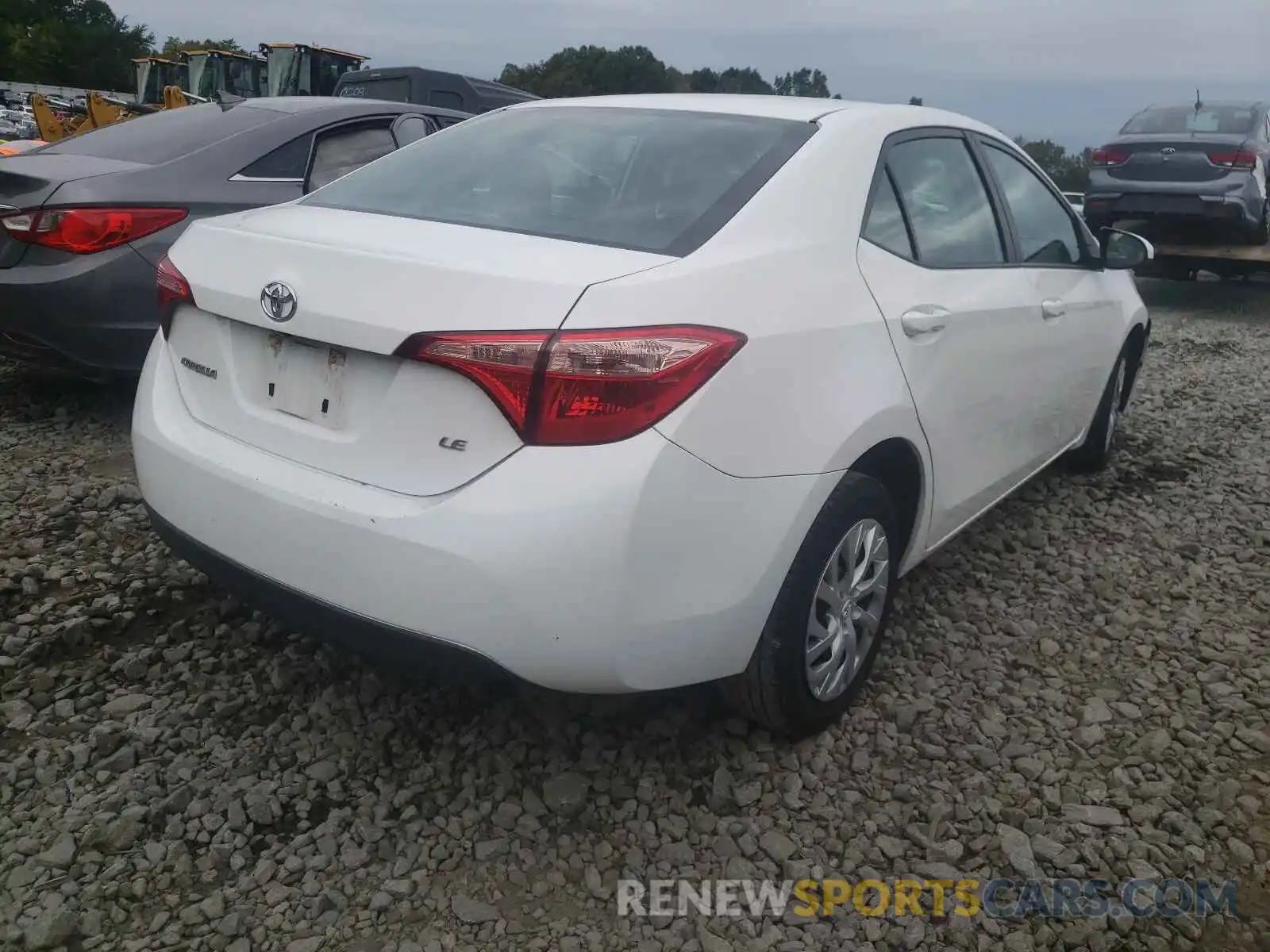 4 Photograph of a damaged car 5YFBURHEXKP936587 TOYOTA COROLLA 2019