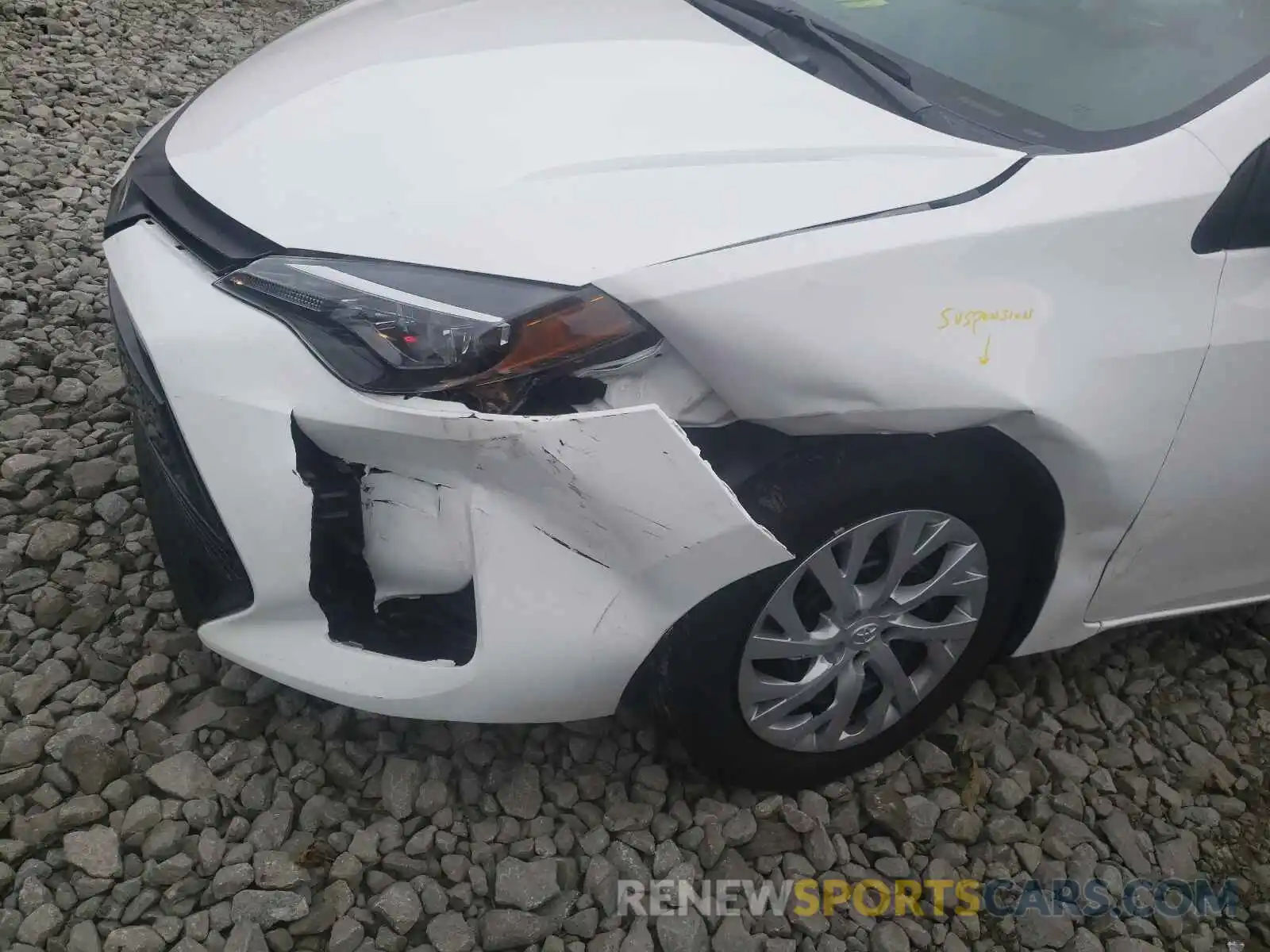 9 Photograph of a damaged car 5YFBURHEXKP936587 TOYOTA COROLLA 2019