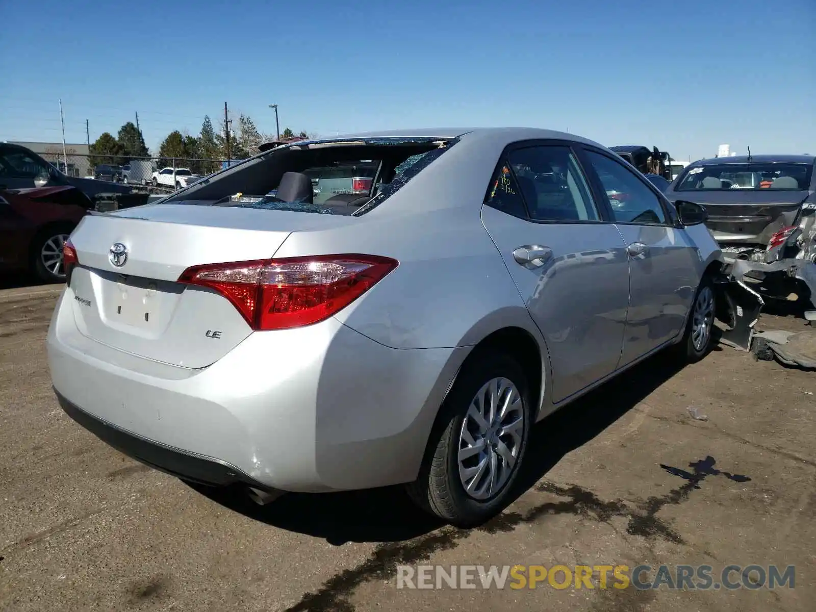 4 Photograph of a damaged car 5YFBURHEXKP936735 TOYOTA COROLLA 2019