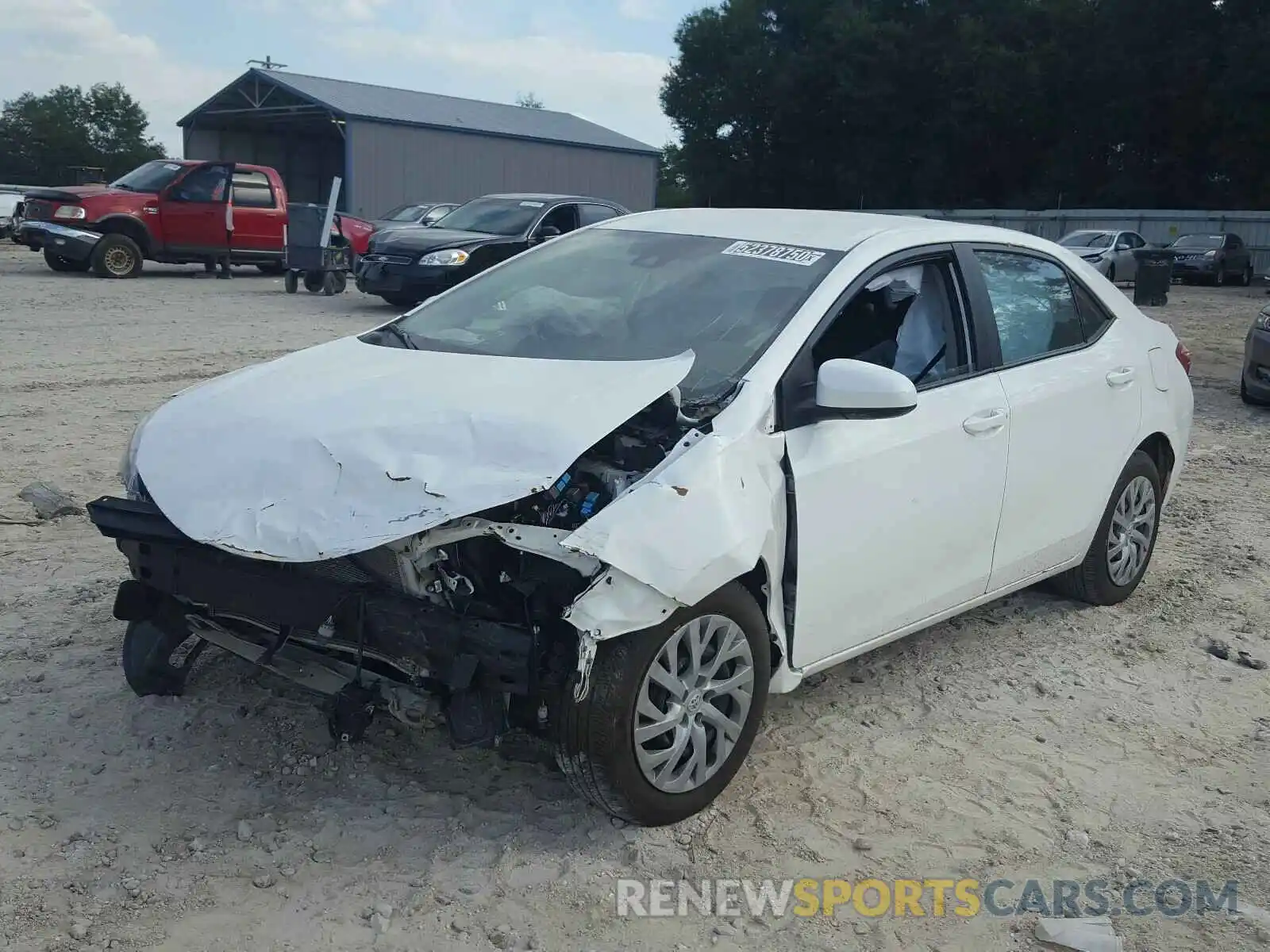 2 Photograph of a damaged car 5YFBURHEXKP936752 TOYOTA COROLLA 2019