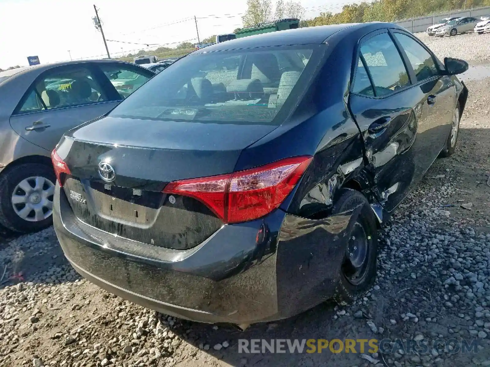 4 Photograph of a damaged car 5YFBURHEXKP936816 TOYOTA COROLLA 2019