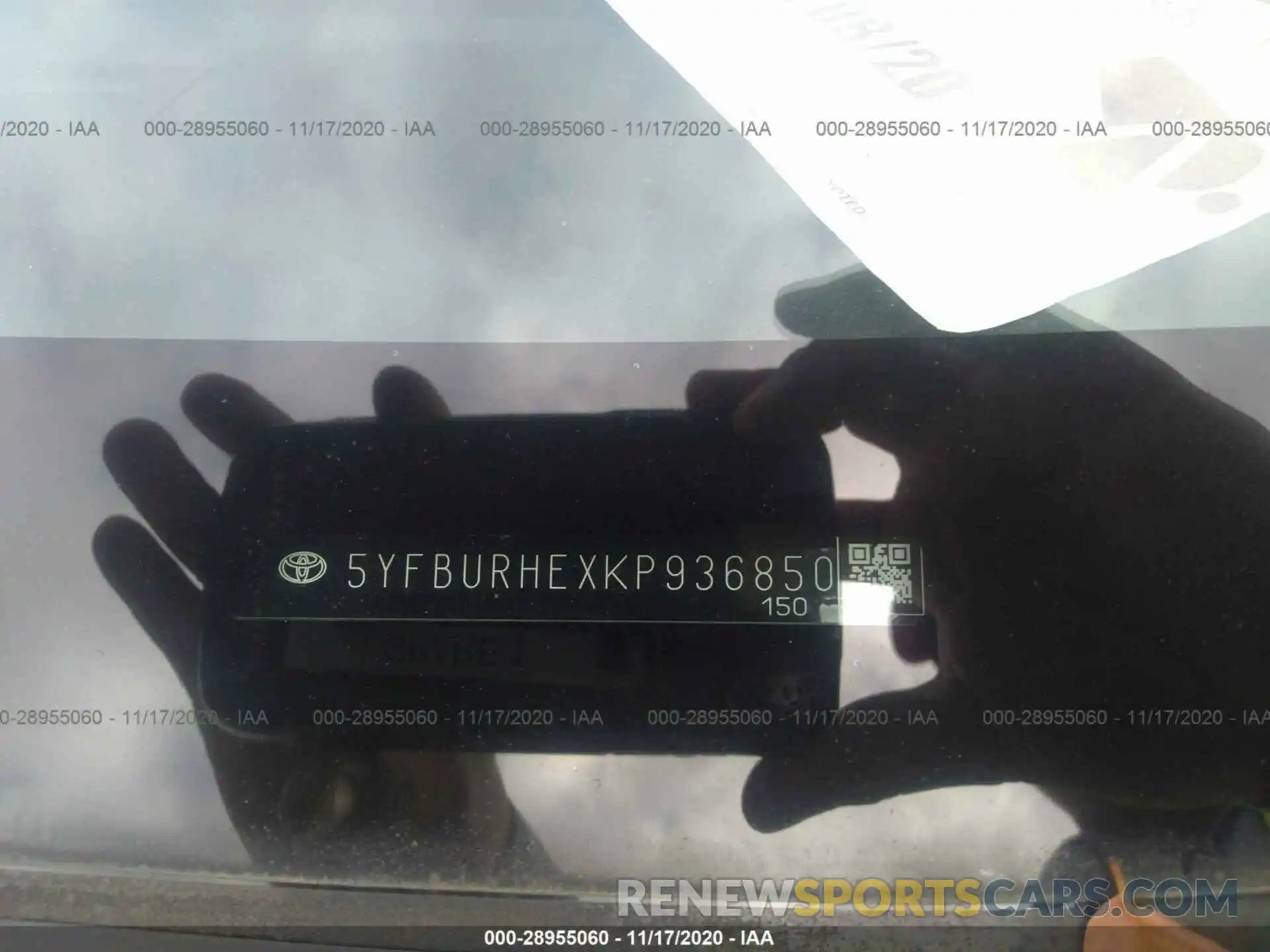 9 Photograph of a damaged car 5YFBURHEXKP936850 TOYOTA COROLLA 2019