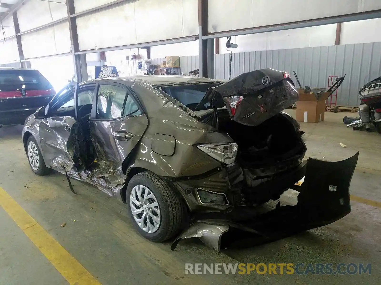 3 Photograph of a damaged car 5YFBURHEXKP936959 TOYOTA COROLLA 2019