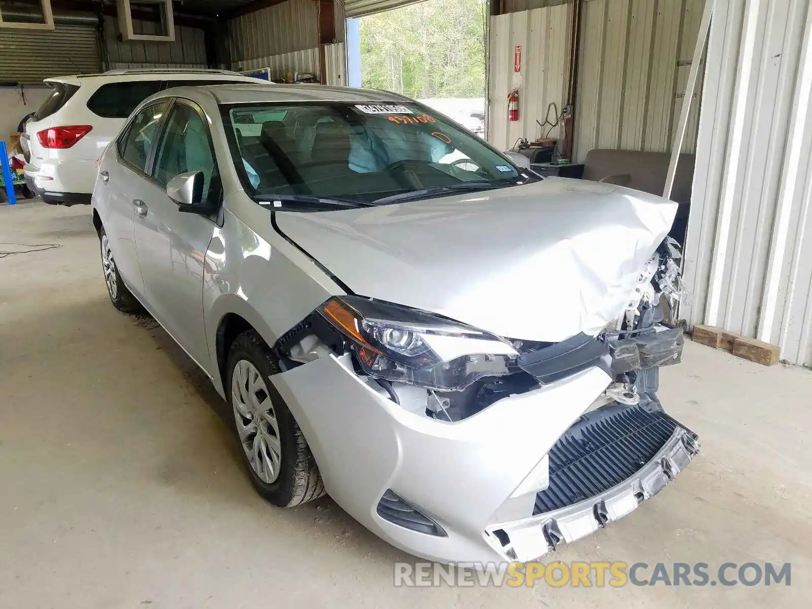 1 Photograph of a damaged car 5YFBURHEXKP937108 TOYOTA COROLLA 2019