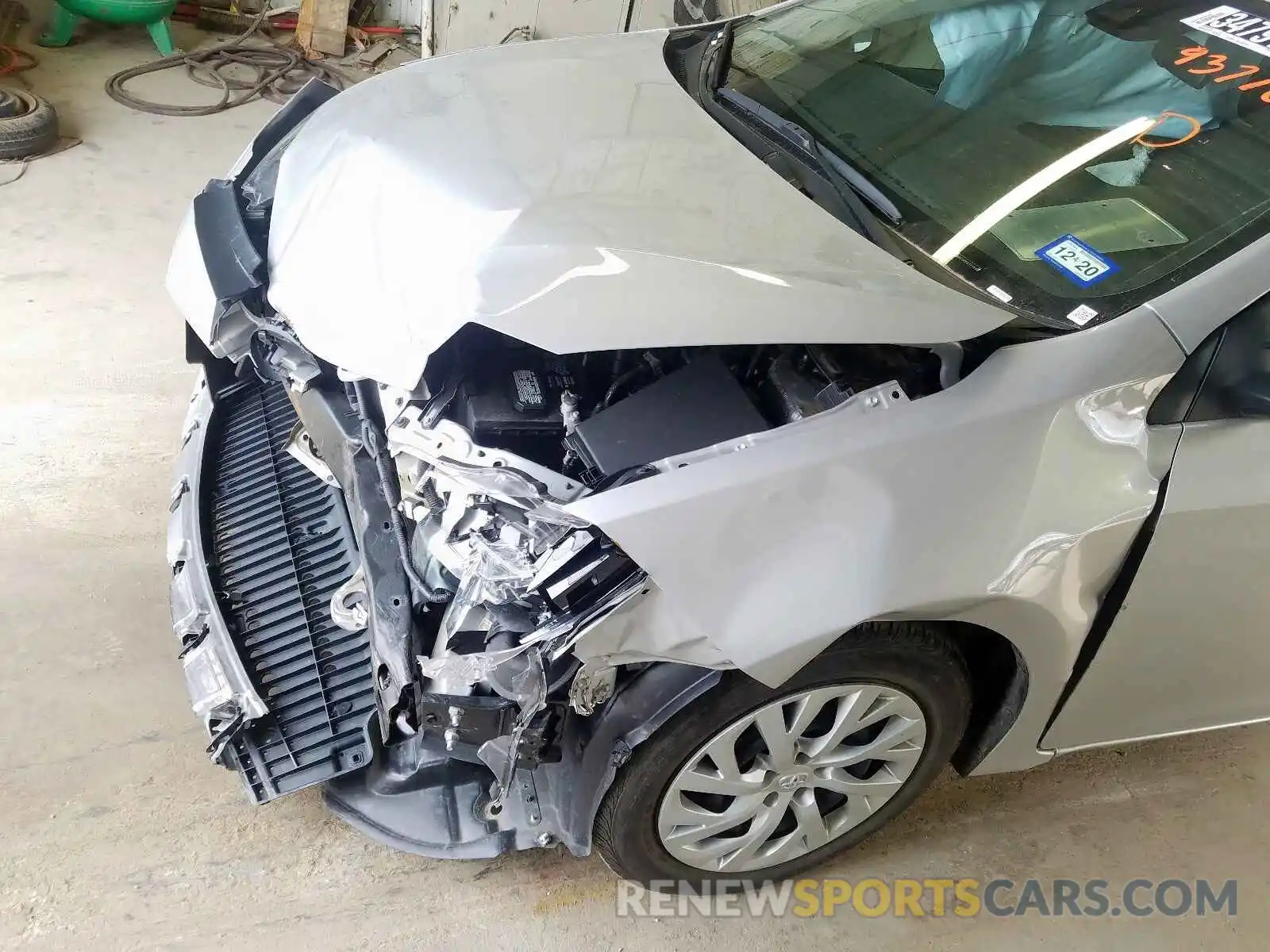 9 Photograph of a damaged car 5YFBURHEXKP937108 TOYOTA COROLLA 2019