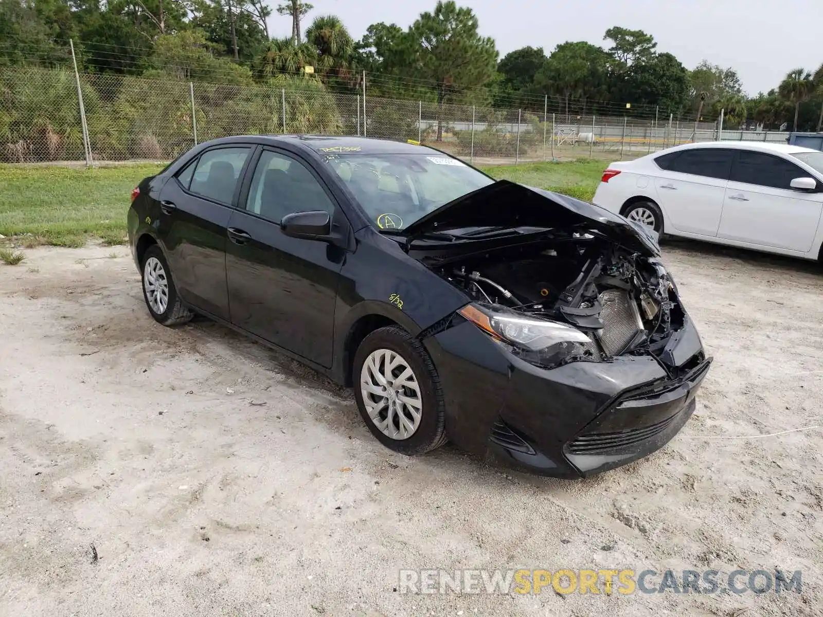 1 Photograph of a damaged car 5YFBURHEXKP937416 TOYOTA COROLLA 2019