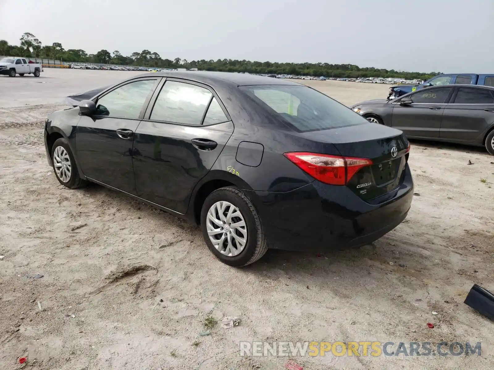 3 Photograph of a damaged car 5YFBURHEXKP937416 TOYOTA COROLLA 2019