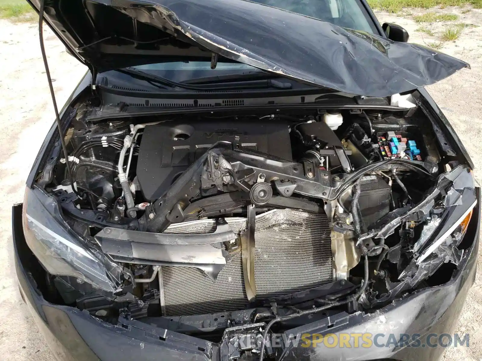 7 Photograph of a damaged car 5YFBURHEXKP937416 TOYOTA COROLLA 2019