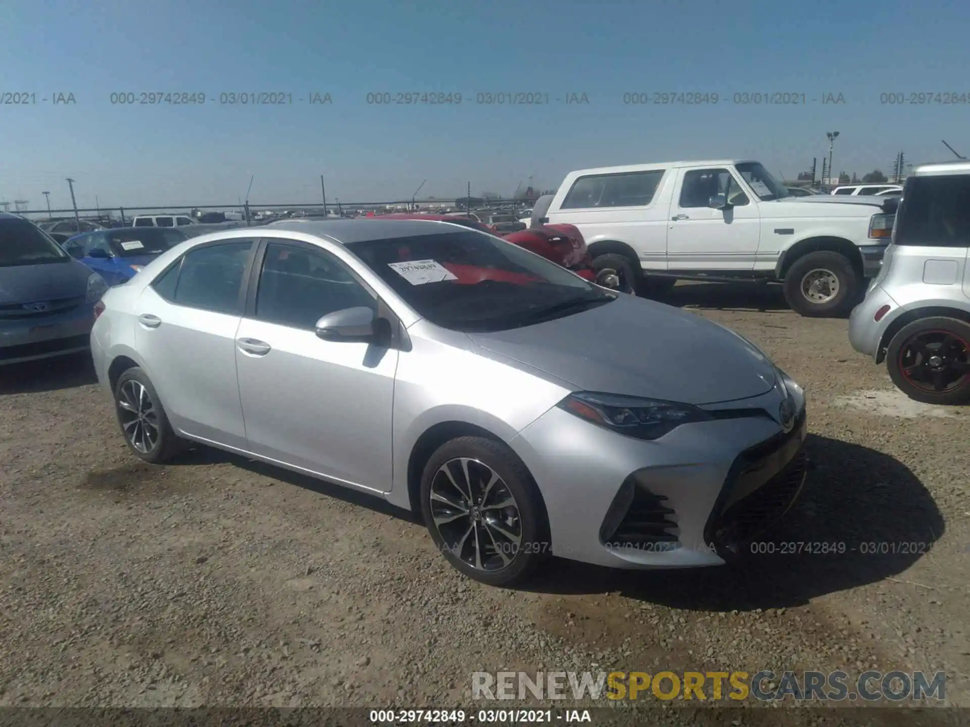 1 Photograph of a damaged car 5YFBURHEXKP937545 TOYOTA COROLLA 2019