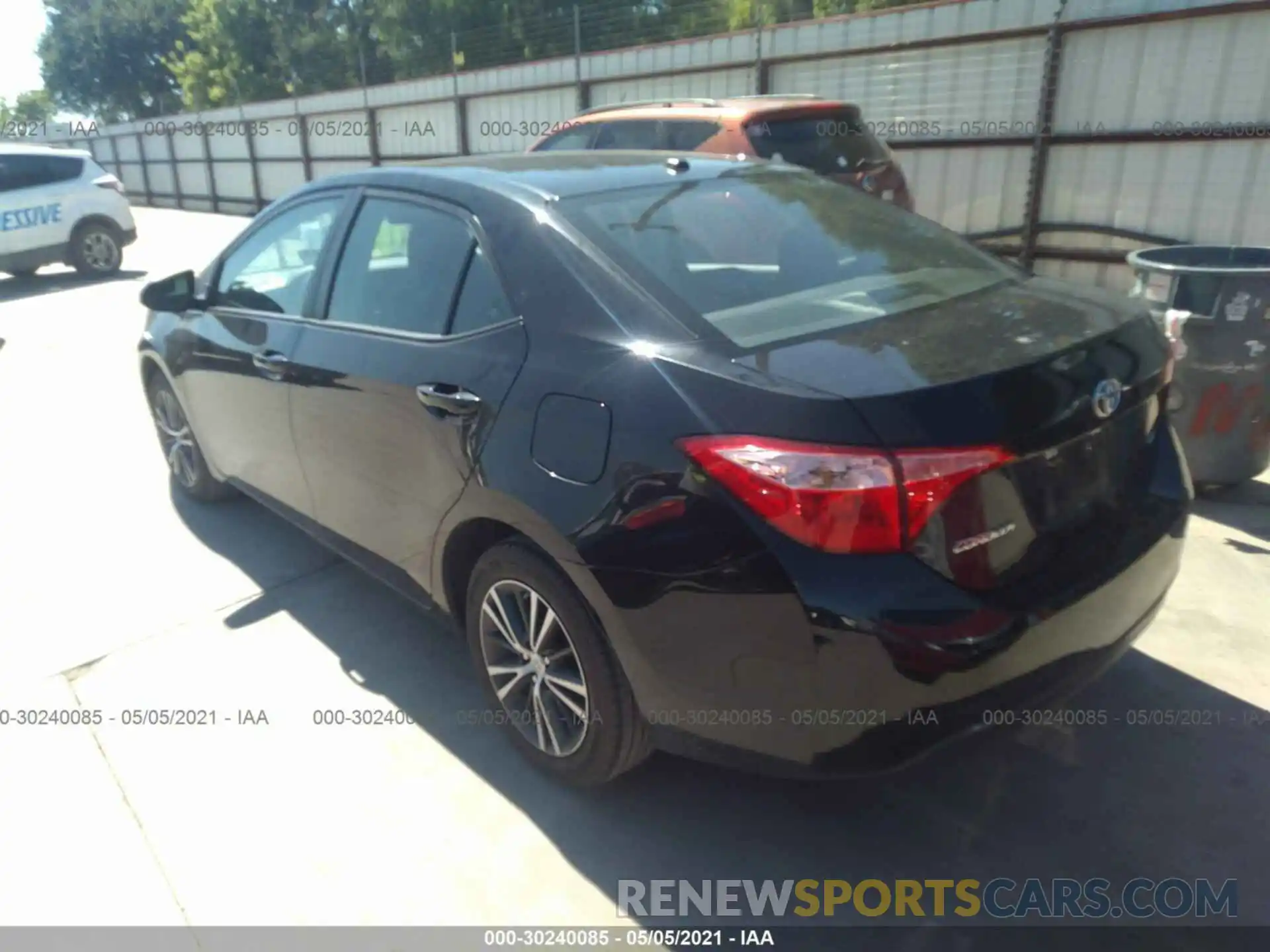 3 Photograph of a damaged car 5YFBURHEXKP938159 TOYOTA COROLLA 2019