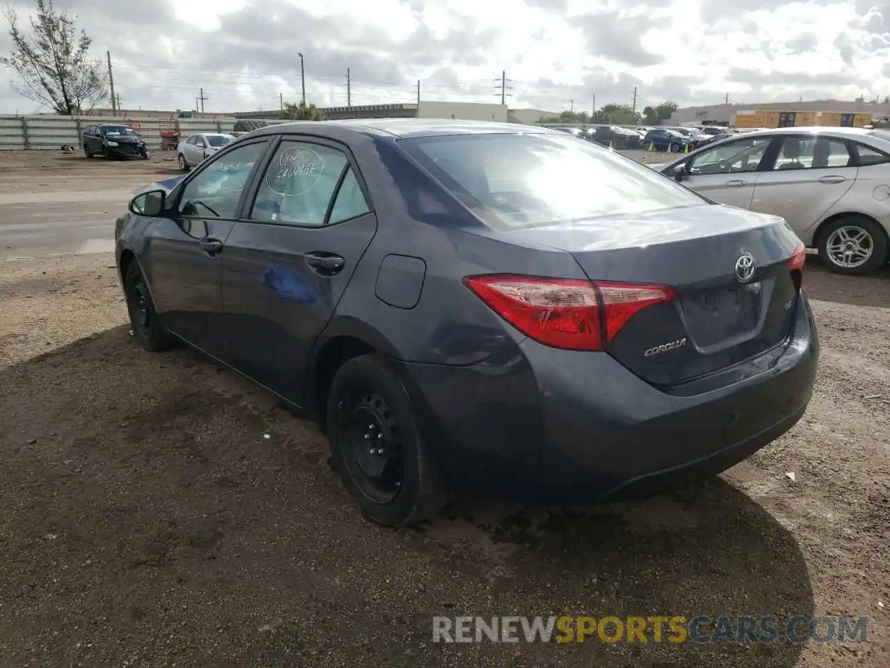 3 Photograph of a damaged car 5YFBURHEXKP938162 TOYOTA COROLLA 2019