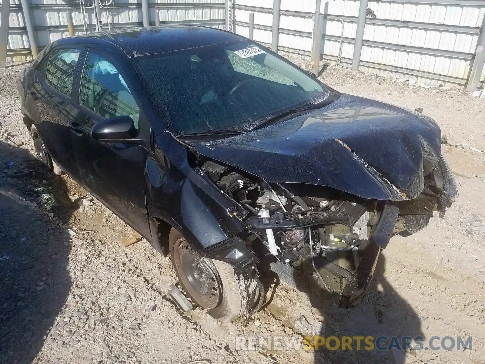 1 Photograph of a damaged car 5YFBURHEXKP938484 TOYOTA COROLLA 2019