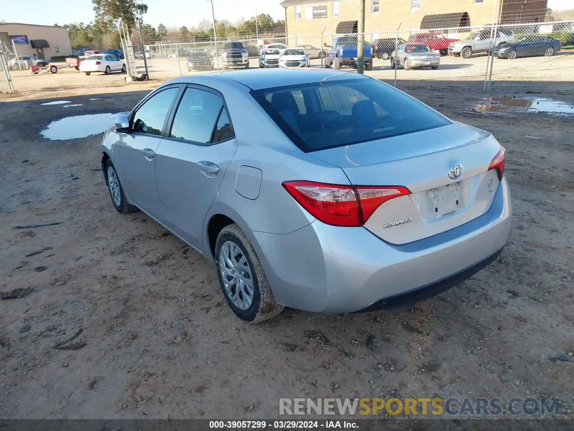 3 Photograph of a damaged car 5YFBURHEXKP938954 TOYOTA COROLLA 2019