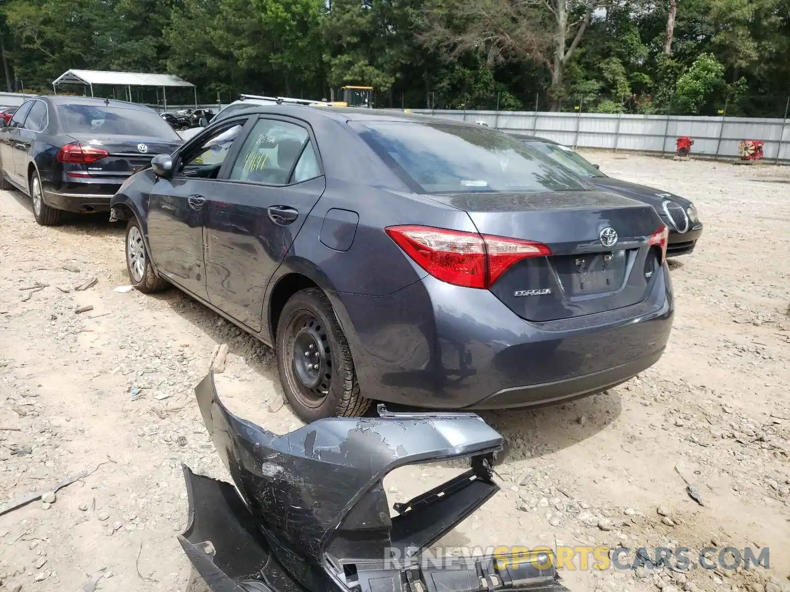 3 Photograph of a damaged car 5YFBURHEXKP939120 TOYOTA COROLLA 2019