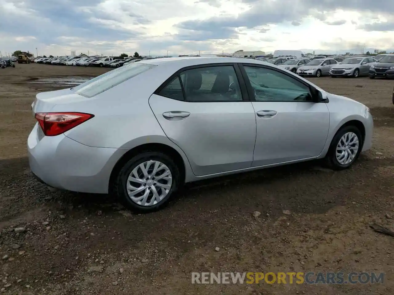 3 Photograph of a damaged car 5YFBURHEXKP939392 TOYOTA COROLLA 2019